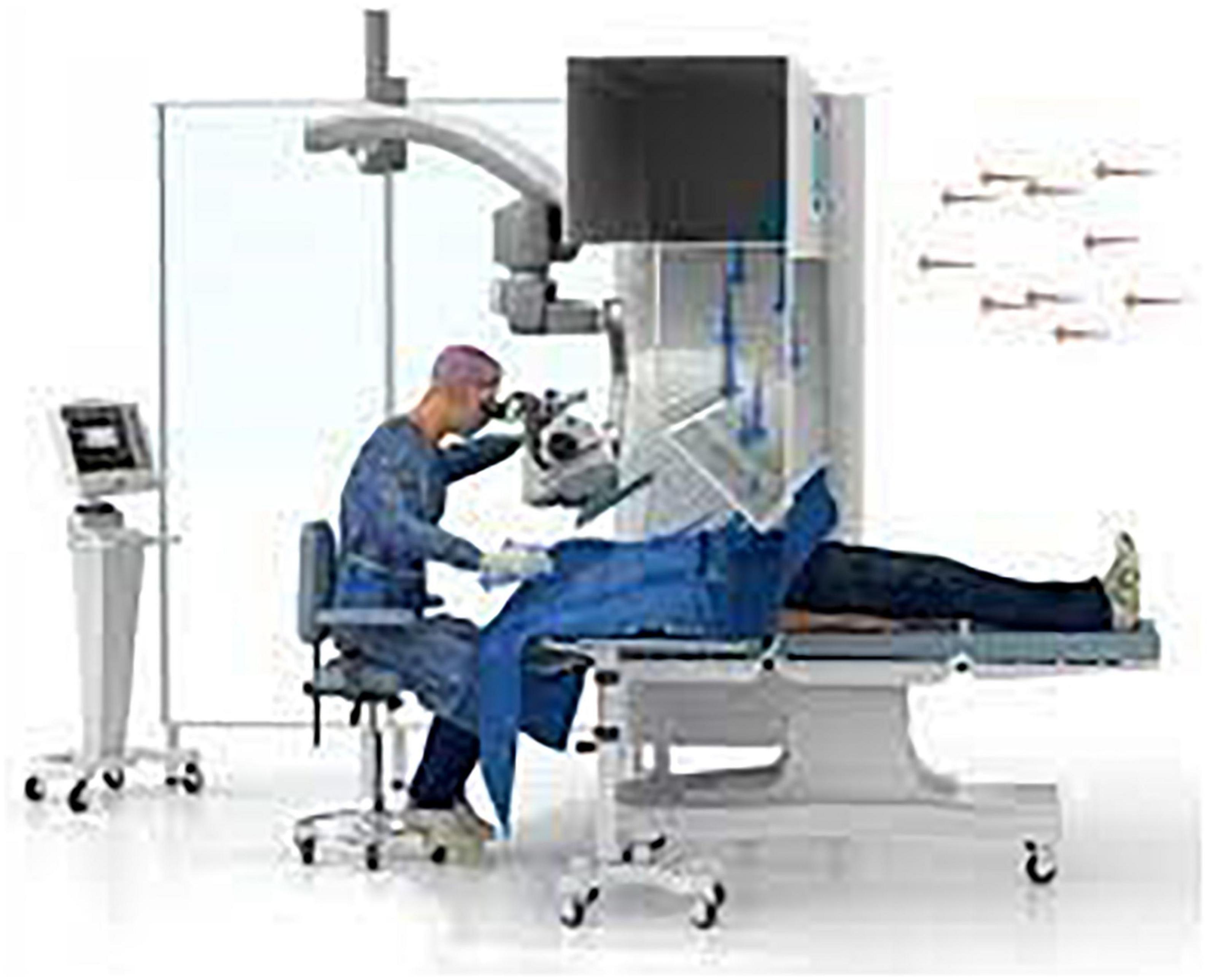 Effectiveness and safety of cataract surgery in laminar air flow device versus traditional scrubs: A 1-year non-inferiority pilot study